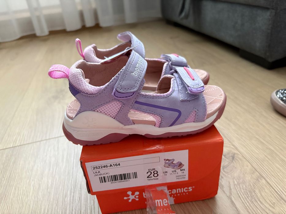 Sandale nou Biomecanics mărime 28