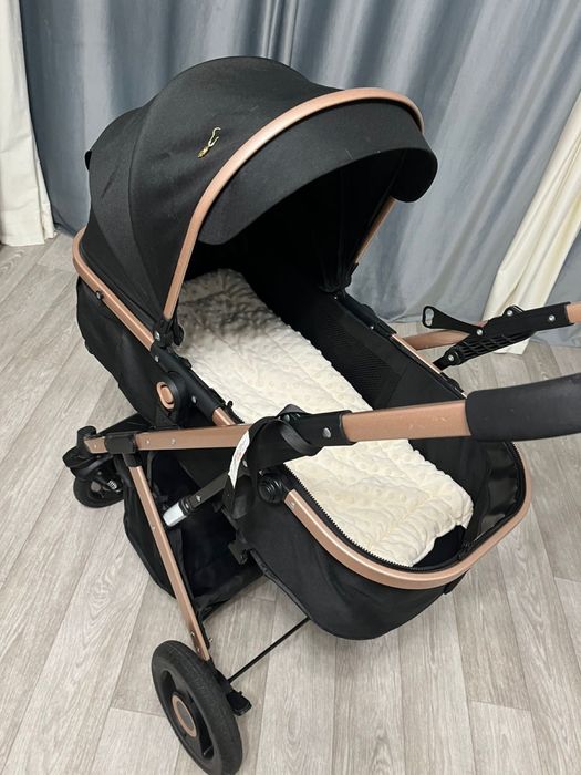 продам коляску в идельном состоянии