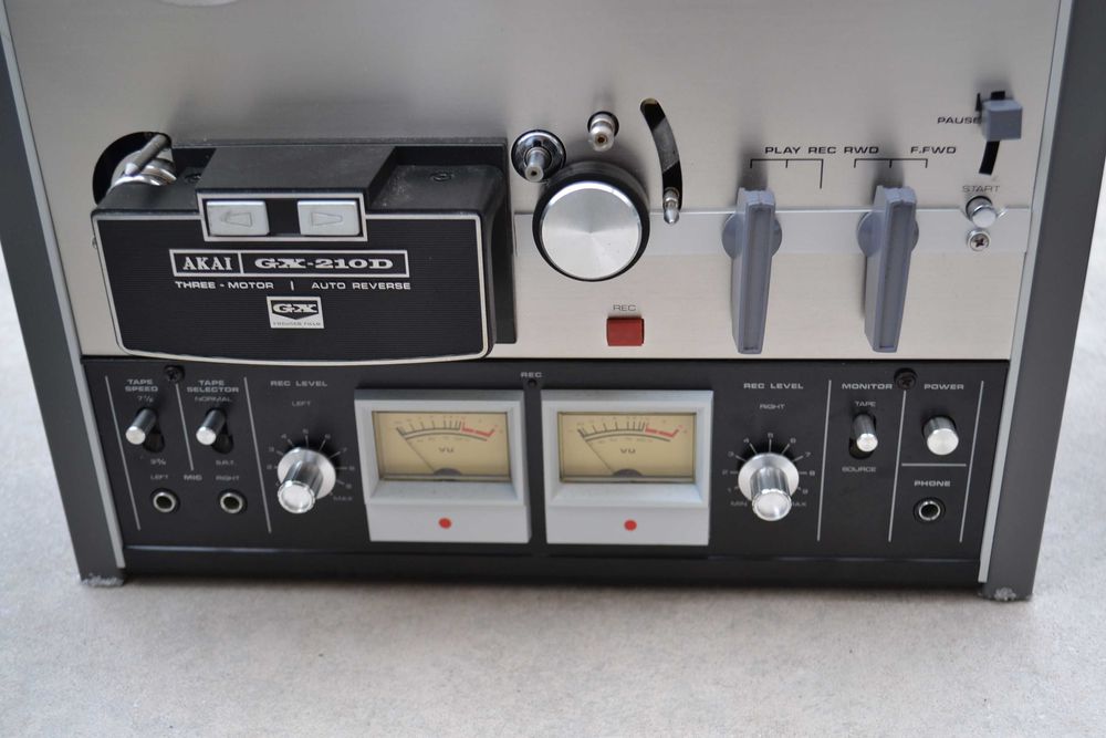 Magnetofon Akai GX 210 D
