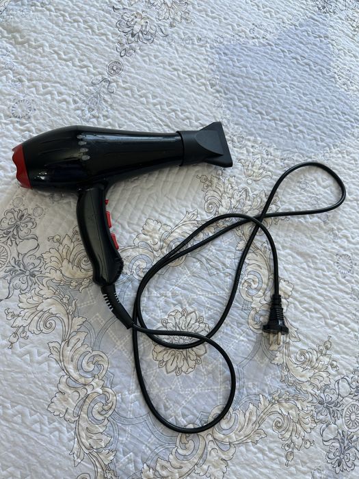 Продам отличный фен