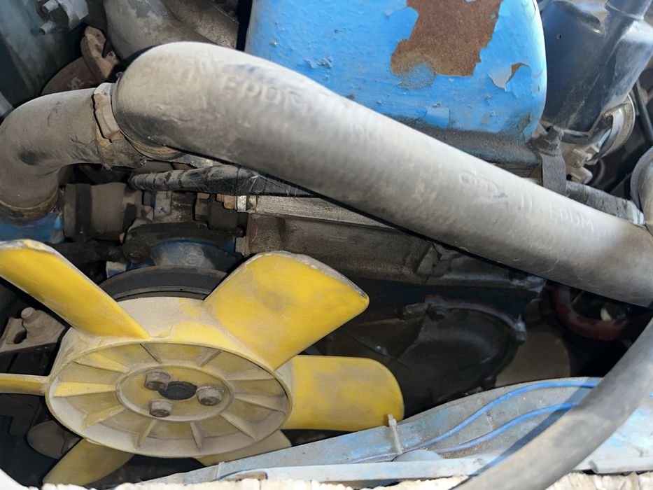 Мотор двигатель коробка ваз 21011