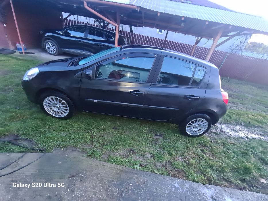 Rindunica clio3 2008