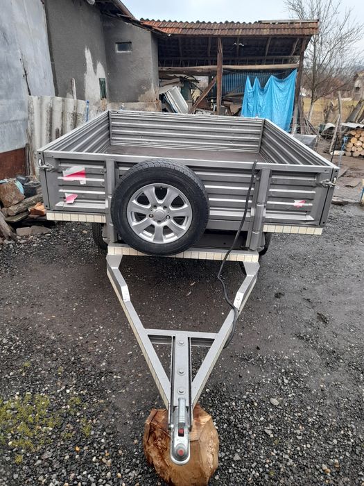 Vand remorcă agricolă