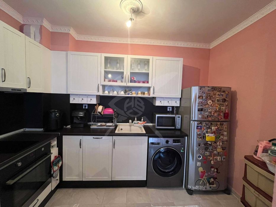 Продава се Тристаен апартамент в Пловдив, Остромила - 120 кв.м за 1500 €/кв.м - Снимка #6