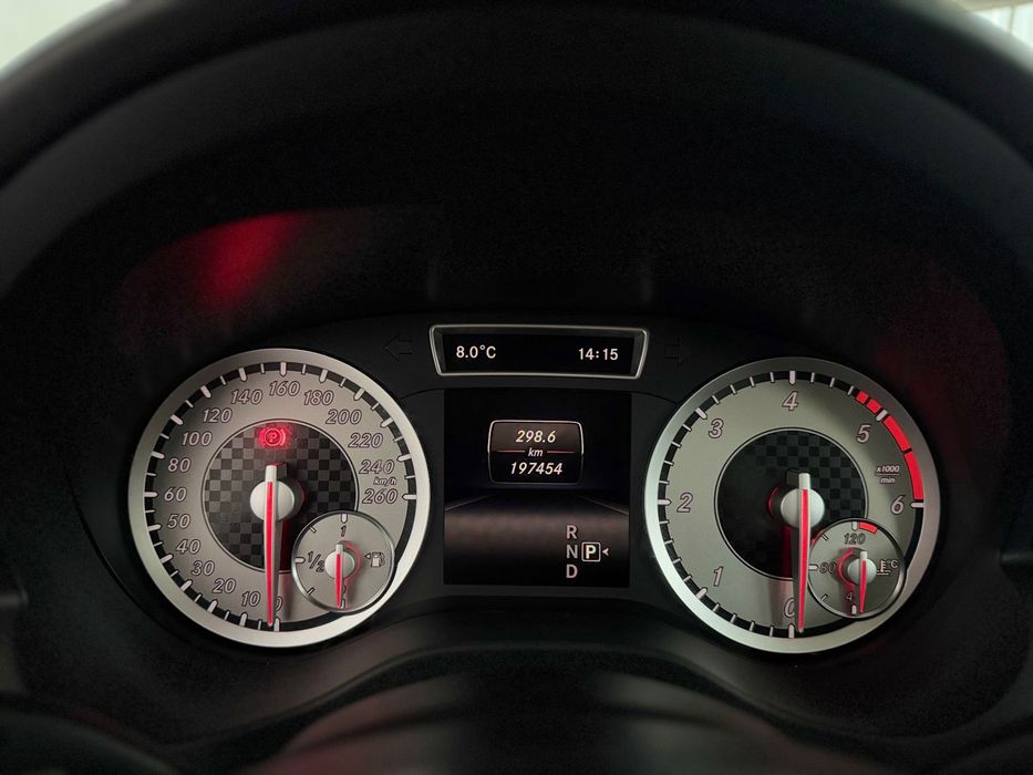 Mercedes-Benz A 180 Garantie 1 an motor si cutie de viteze/ AMG Line/ Panoramic