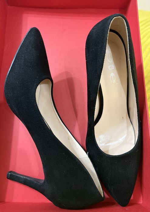 Туфли чёрные лодочки