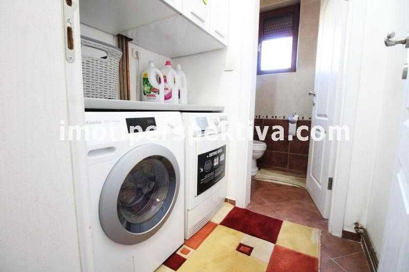 Продава се Къща в Пловдив, Остромила - 240 кв.м за 1218 €/кв.м - Снимка #12