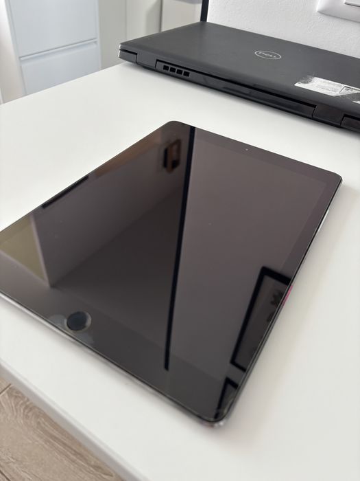 Vand iPad Pro 9.7” 256GB Wi-Fi + Cellular