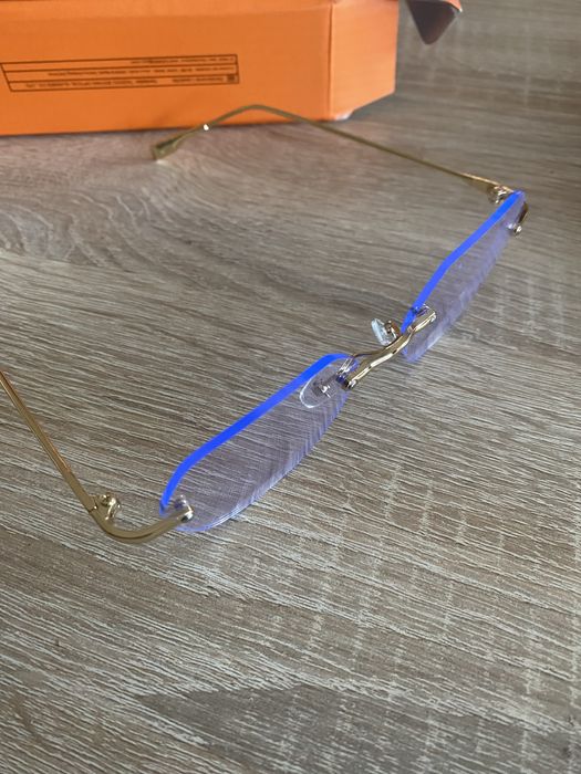 Диоптрични очила с  висок клас рамки и лещи в комплект