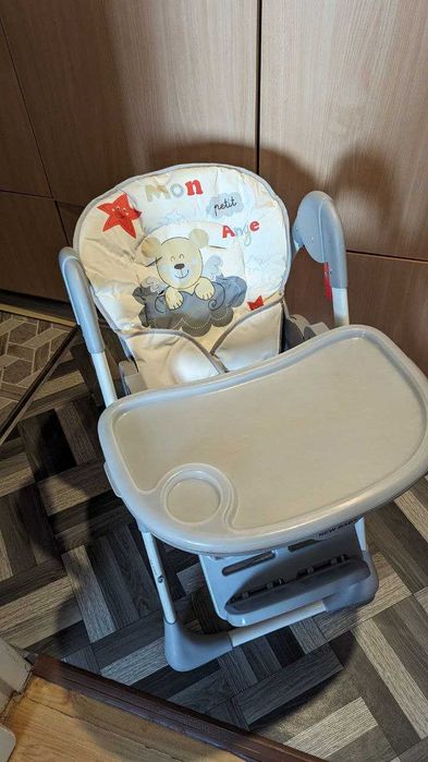 Детский стульчик для кормления в идеальном состоянии