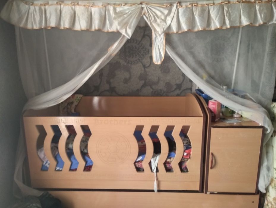 Krovat lyulka 3/1 sotiladi