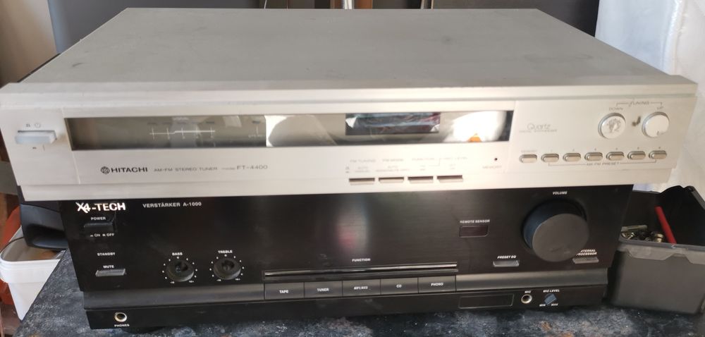 HITACHI  FT4400 тунер