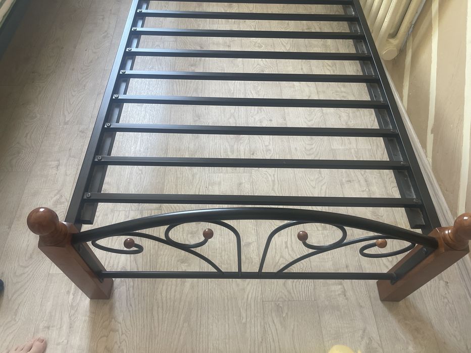 Продается кровать