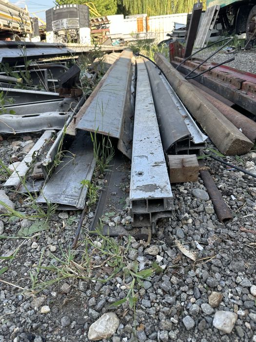 Grinzi/traverse de semiremorci Schmitz si Schwarzmueller dezmembrari r