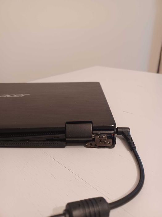 Лаптоп  Acer Spin 1