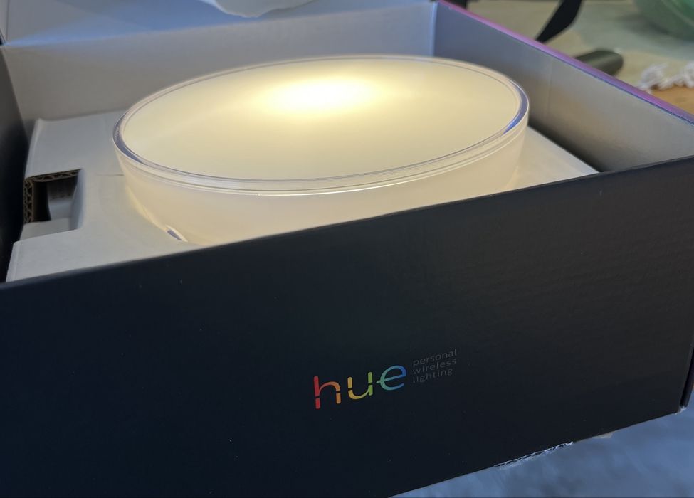 philips Hue Go портативна лампа