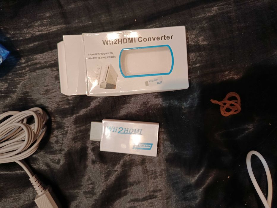 Nintendo Wii синьо + 2 контролера + 2 nunchuk + 21 игри + HDMI