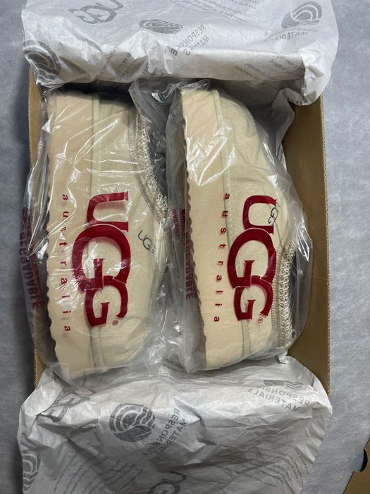 UGG Talisman Slipper