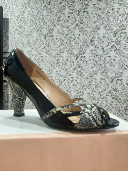 Туфли лакированные