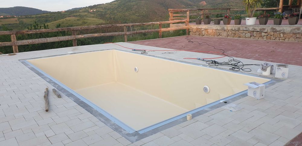Montaj și Sudură Liner PVC pentru Piscine