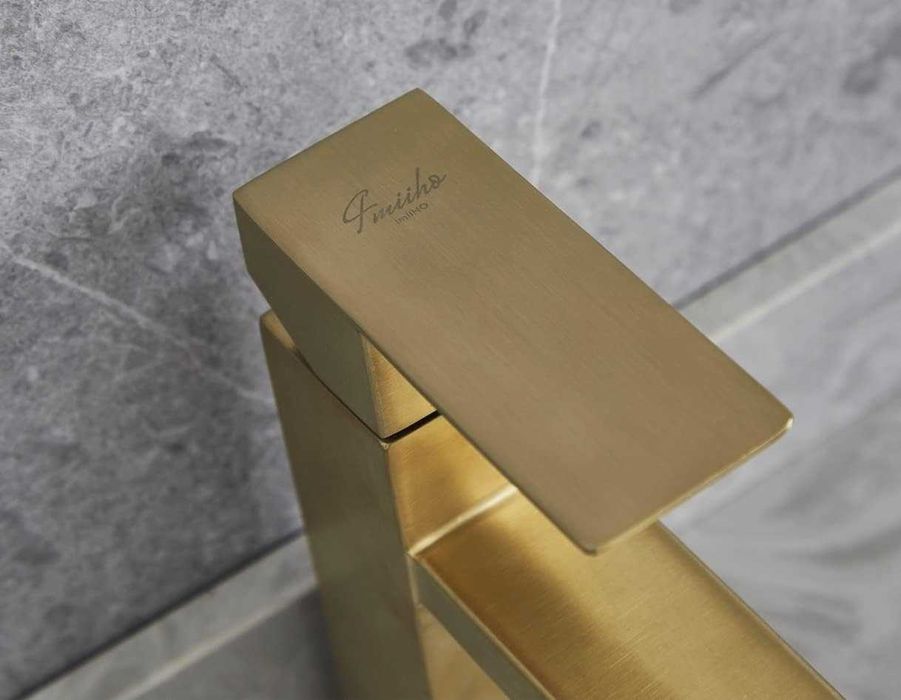 Златен Смесител за мивка Неръждаема стомана