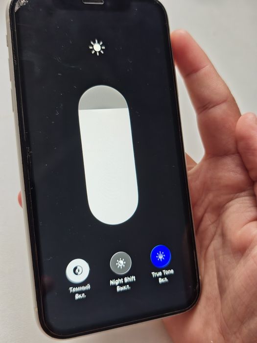 Продам iPhone 11 64гб