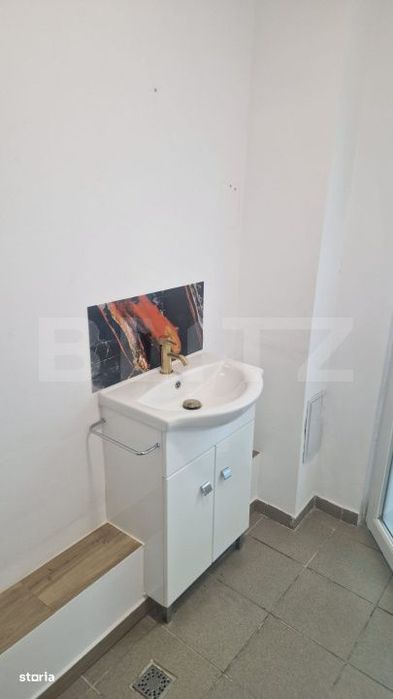 Spatiu comercial cu potential, 42 mp, parcare, zona Porii