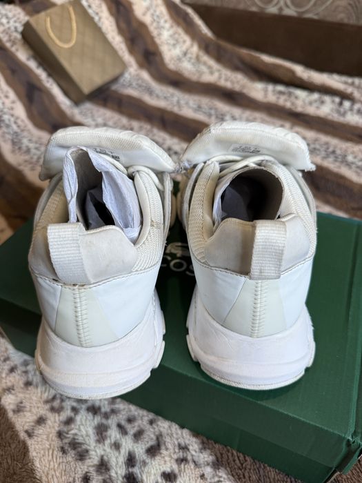 Продам кроссы летние от Lacoste!