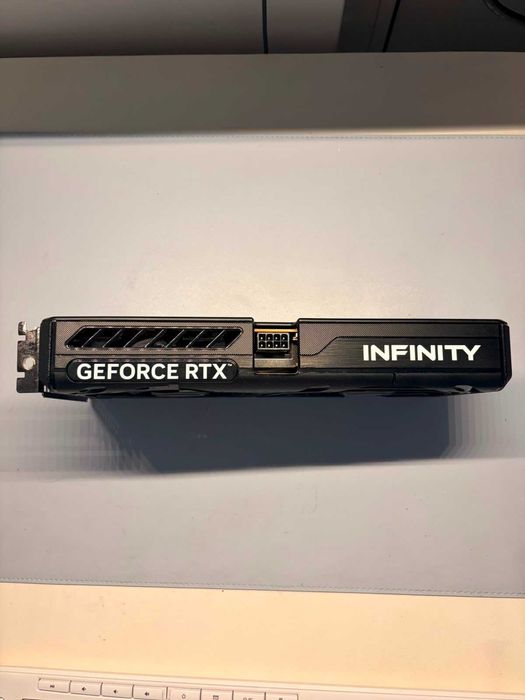 Palit RTX 5060 Infinity 2 OC 8GB GDDR7 – ca nouă