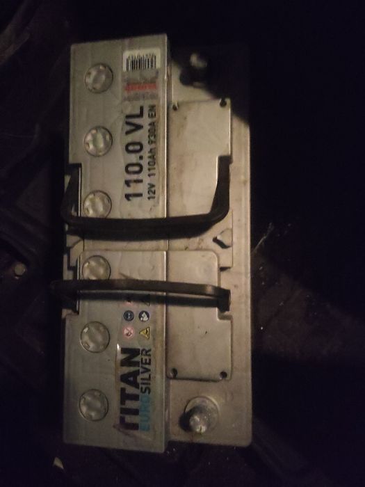 Аккумулятор продается в отличном состоянии! Титан евросильвер, 110 ка