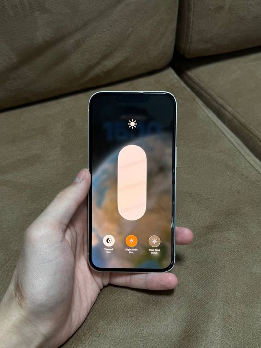 Продам iphone 13