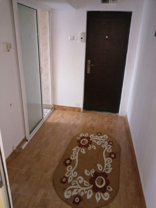Vând apartament 2 camere — fotografia 3