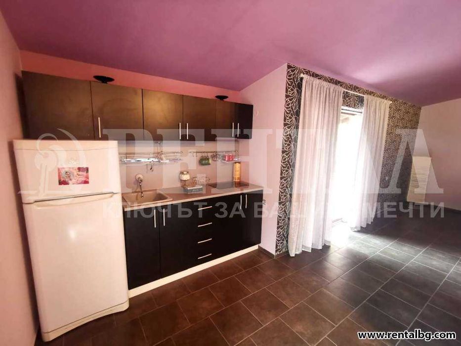 Продава се Къща в с. Марково, Област Пловдив - 350 кв.м за 843 €/кв.м - Снимка #10