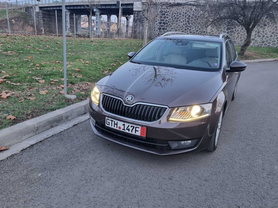 Skoda Octavia 2.0 TDI 150 CP Bixenon led navi