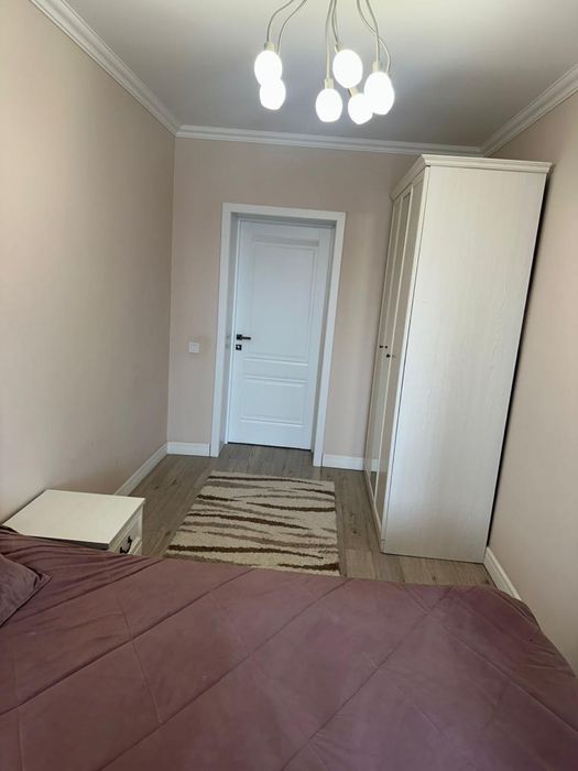 Продам 3 комн квартиру на Батысе