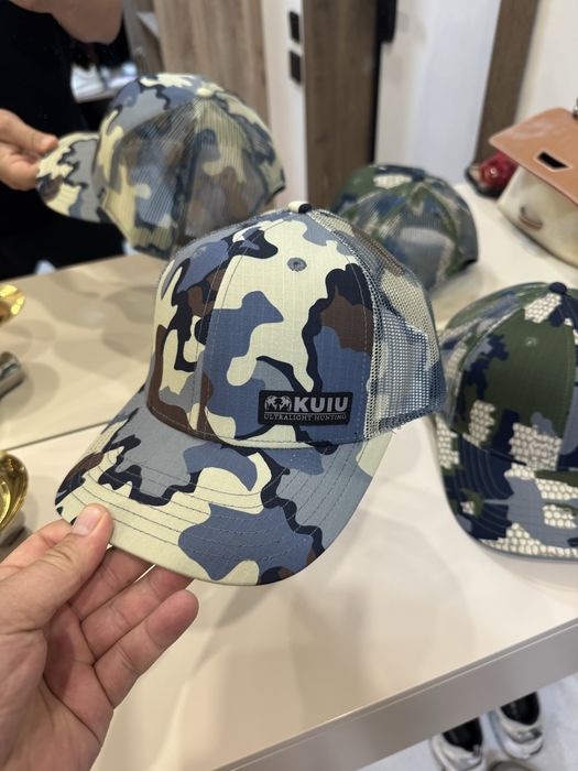 KUIU кепки новые