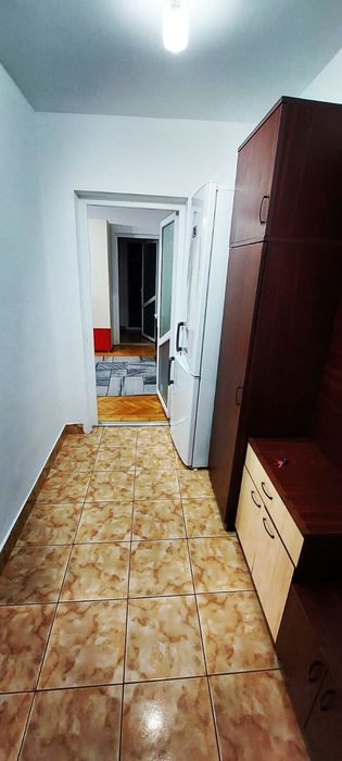 Vand apartament cf1 semidecomandat  et 2 Hipodrom