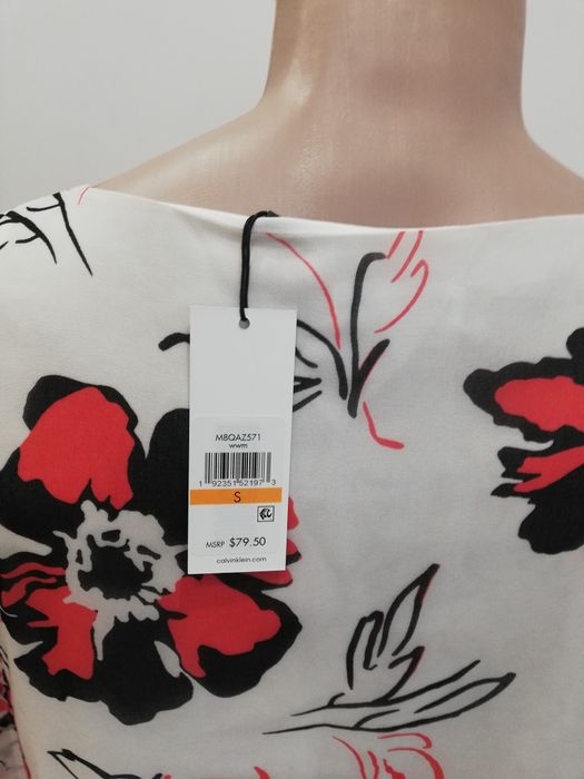 Calvin Klein, S/М ,нов топ