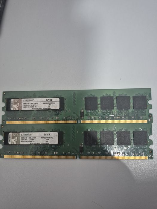Комплект стари части: Дънна платка Foxconn, Процесор Intel + охладител, 2GB DDR2 RAM, Видеокарта Radeon HD 2600 Pro