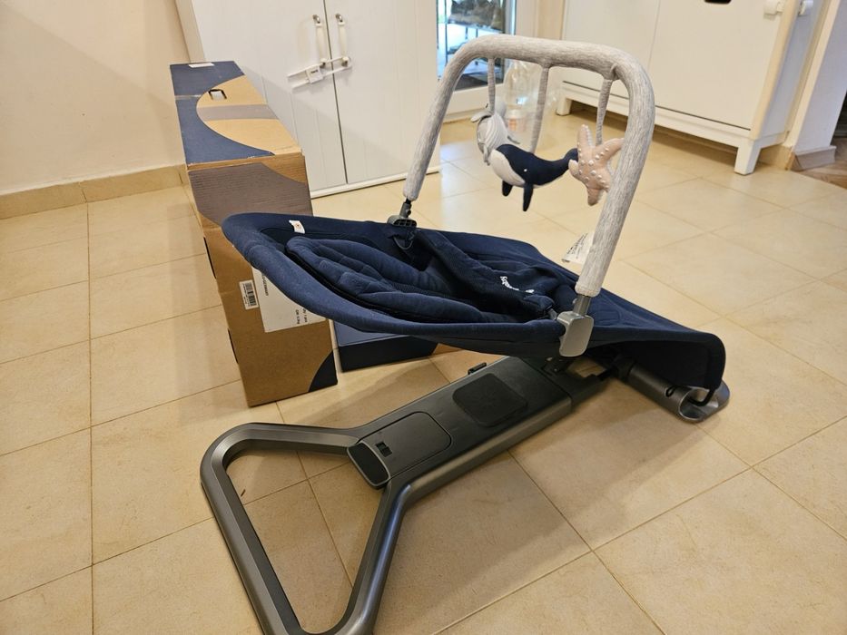 Ergobaby Evolve 3-в-1 и рамка с играчки