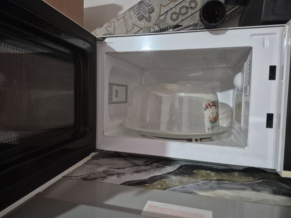 Микроволновая печь