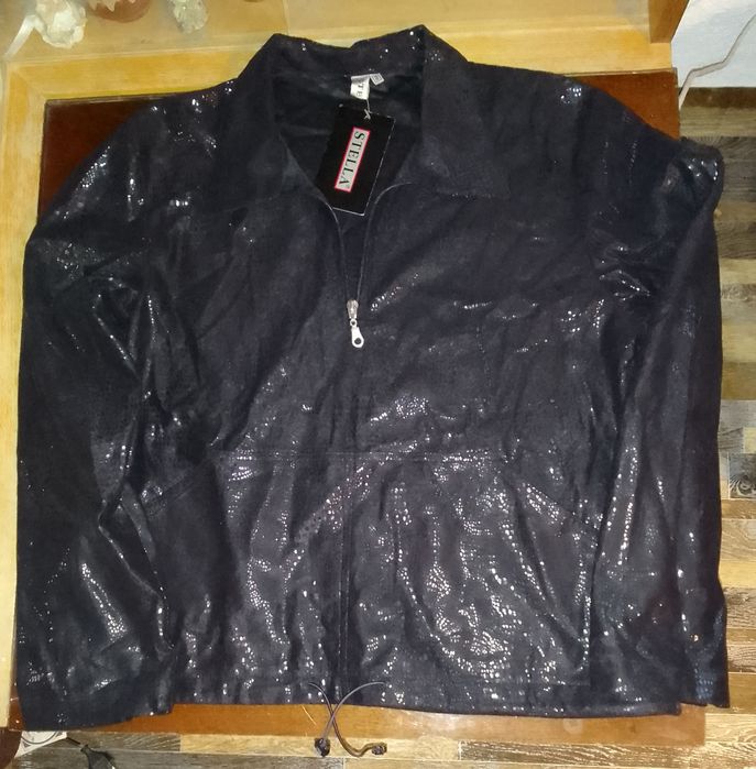 НОВА Дамска жилетка на  италянската марка STELLA