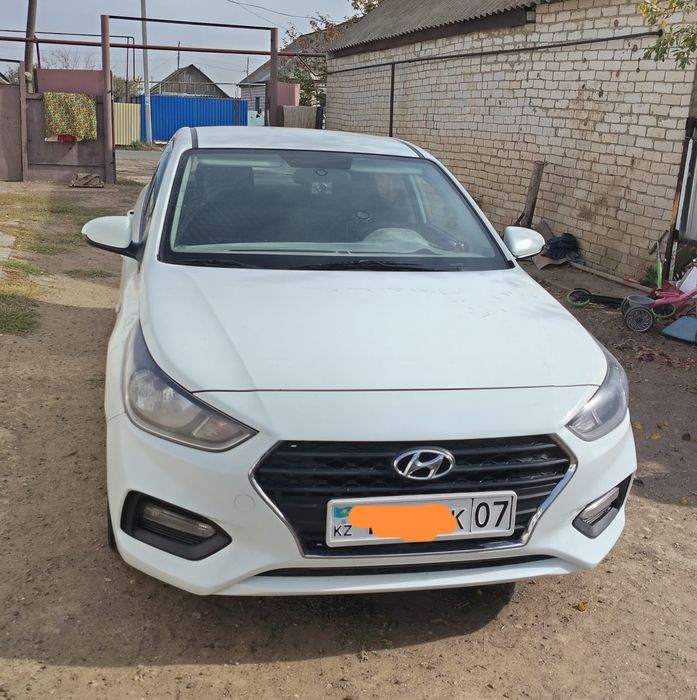 Продам хьюндай соларис или обмен на квартиру