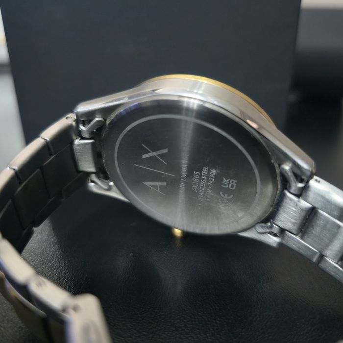 Часовник Armani EXCHANGE