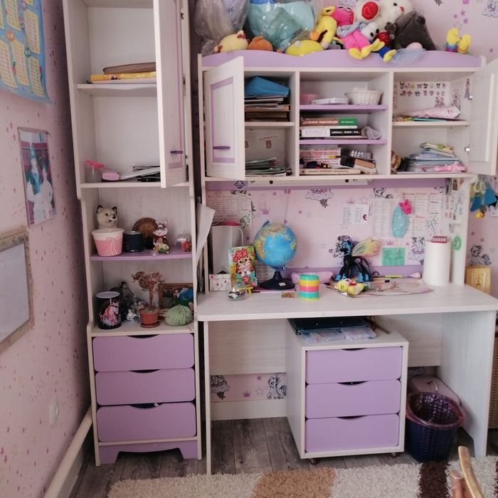 детская мебель, шкаф и стол