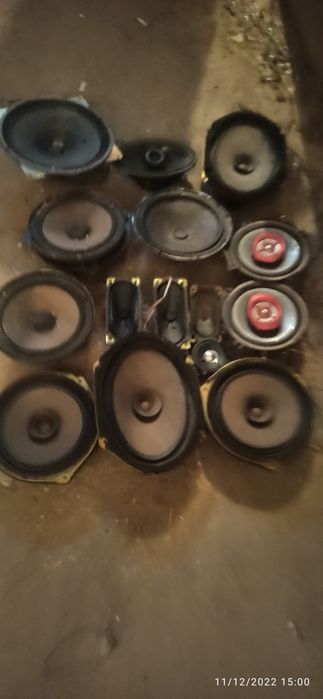 Тонколони от разглобени автомобили