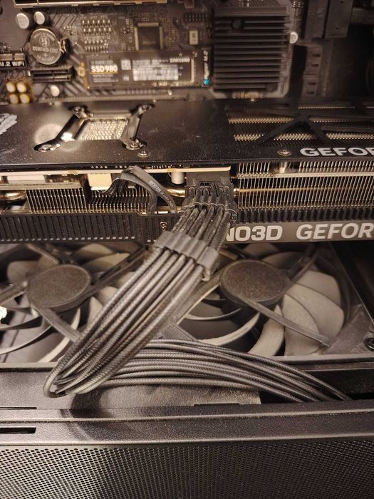 Gaming PC - RTX 5080, Ryzen 7950X3D, 64GB RAM CL30 6000MHZ