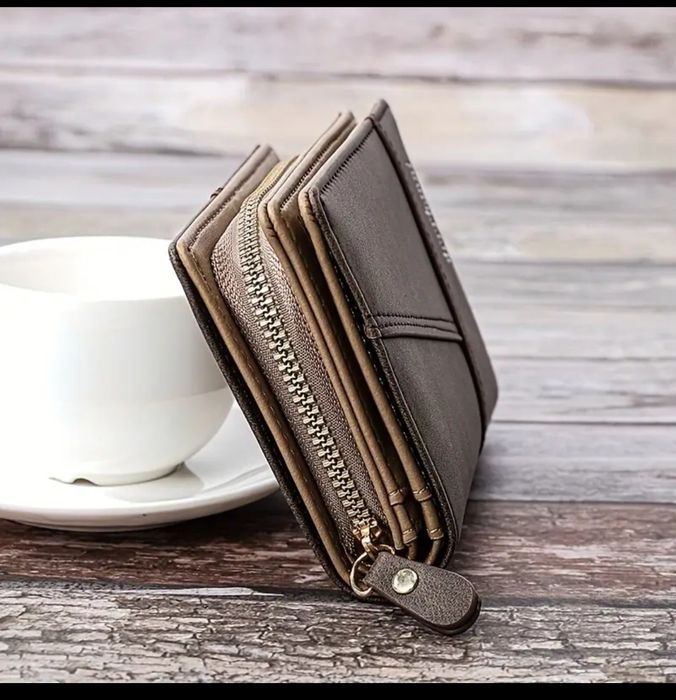 Мъжки Портфейл в Ретро Стил