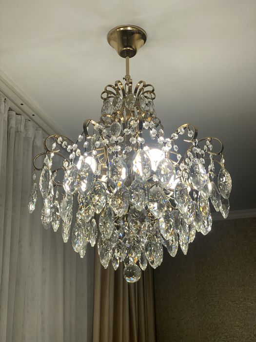 Комнатные люстры