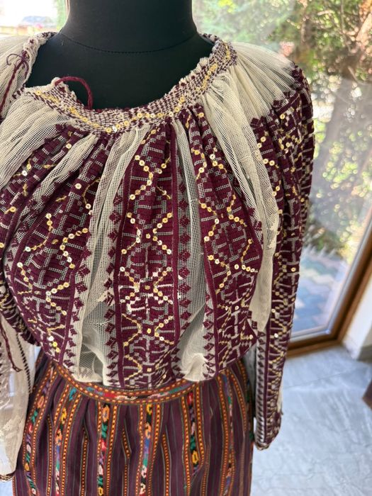 Costum popular vechi